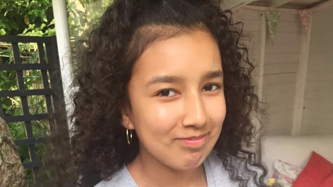 "Fui directamente a subir por ella... y no me dejaron": el desolador testimonio de los padres de una niña colombiana desaparecida en el incendio de Londres