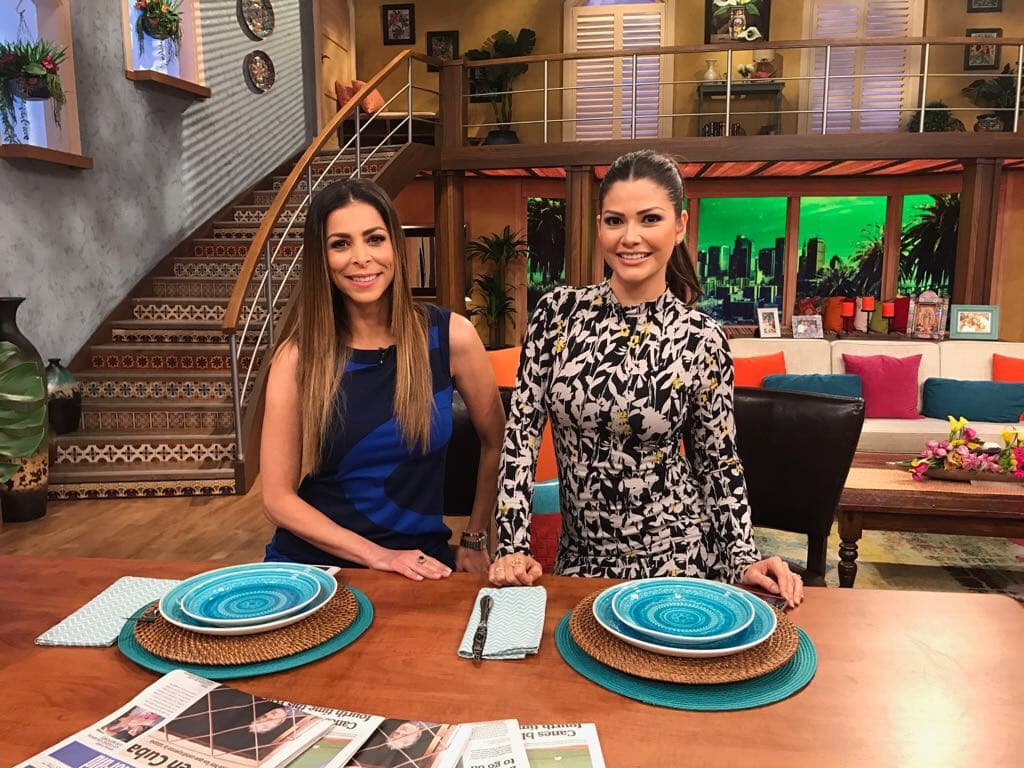 Lourdes Stephen y Ana Patricia te dan la bienvenida a nuestra casa.