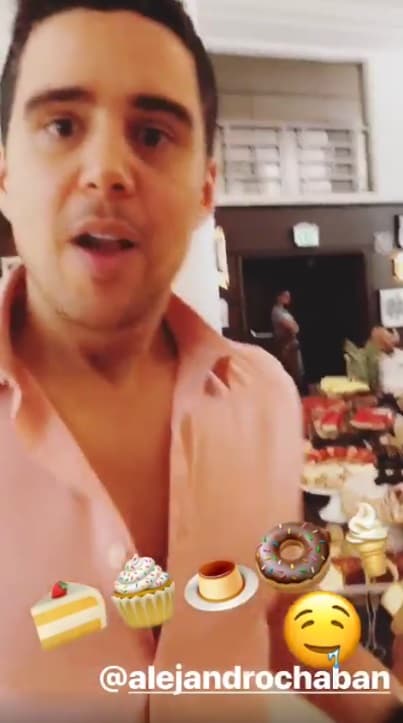 Geraldine sorprendió a Chabán "babeando" frente a los postres. Elegir solo uno era difícil entre los exquisitos bocadillos que se observaban.