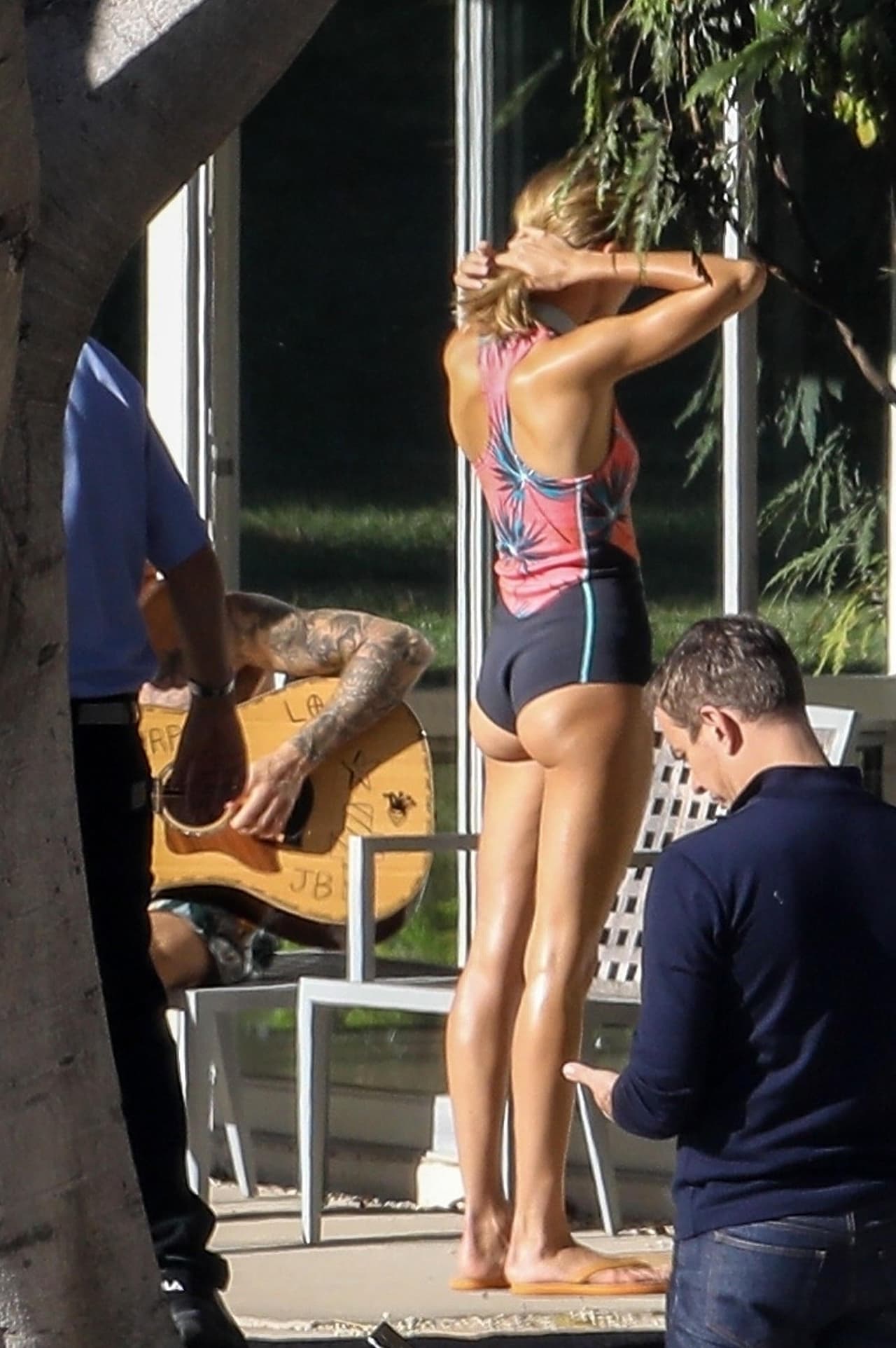 Hailey Baldwin, de 22 años, dijo que todos los días lucha para construir 
<b>"una relación saludable"</b>.