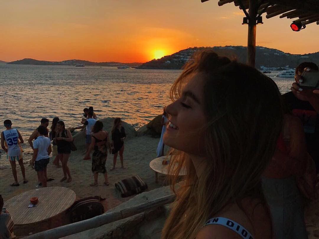 Grecia fue uno de los destinos que eligió la actriz para tomarse unos días de descanso ahora que no tiene ningún proyecto de televisión en puerta, por lo que decidió relajarse y disfrutar de estos bellos paisajes.