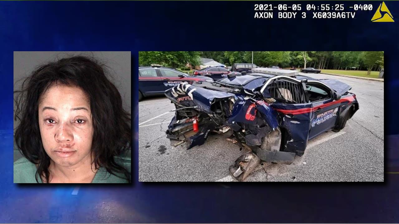 Todo quedó captado en video: Mujer acusada de DUI choca una patrulla y atropella a un policía de Atlanta