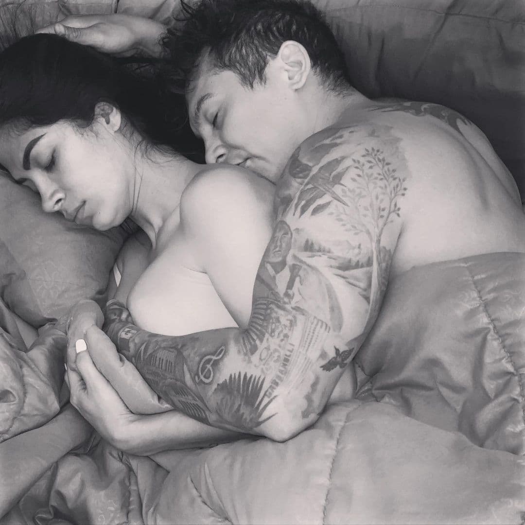 Edwin Luna nos tiene acostumbrados a sus cambios de look e incluso, a sus fotos sensuales solo o acompañado.