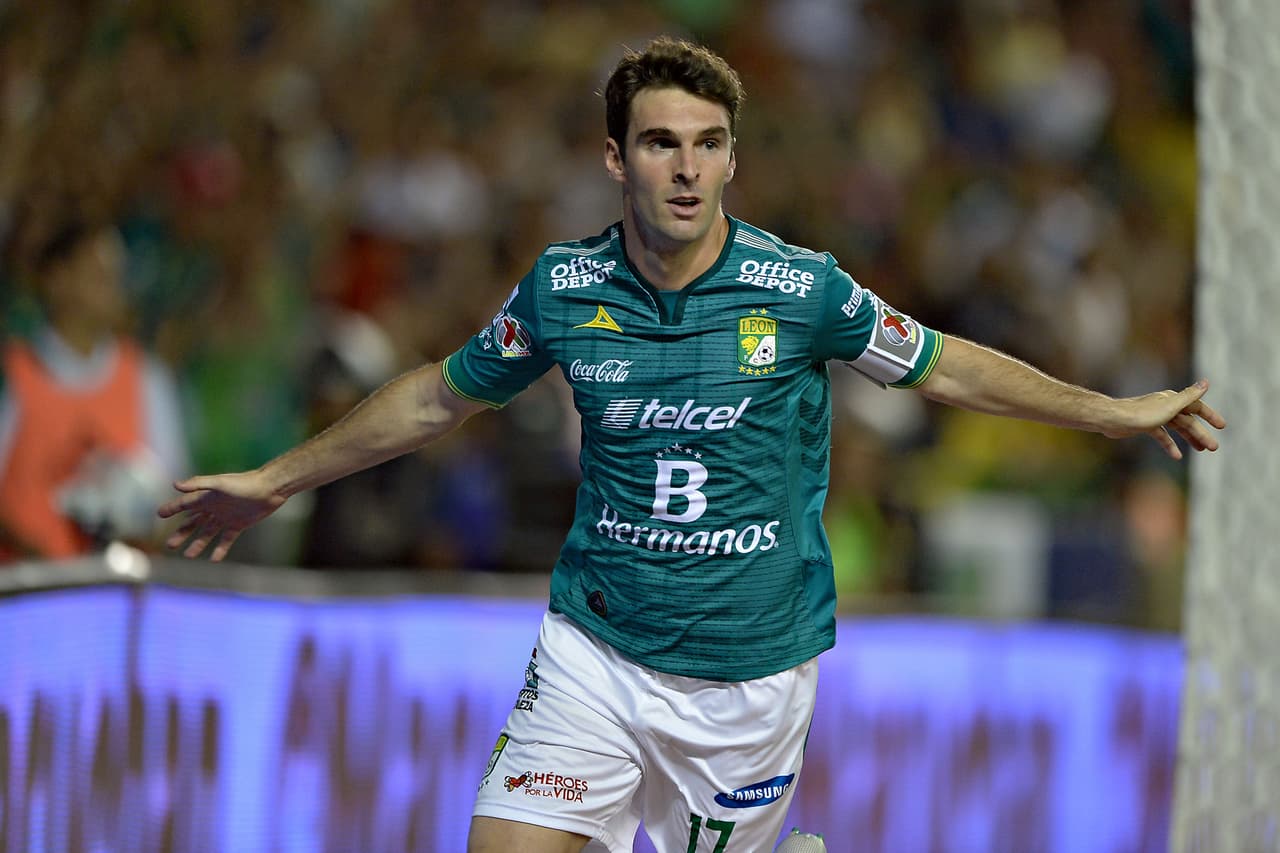 León 3-0 América: La Fiera devora a unas Águilas heridas y sin rumbo