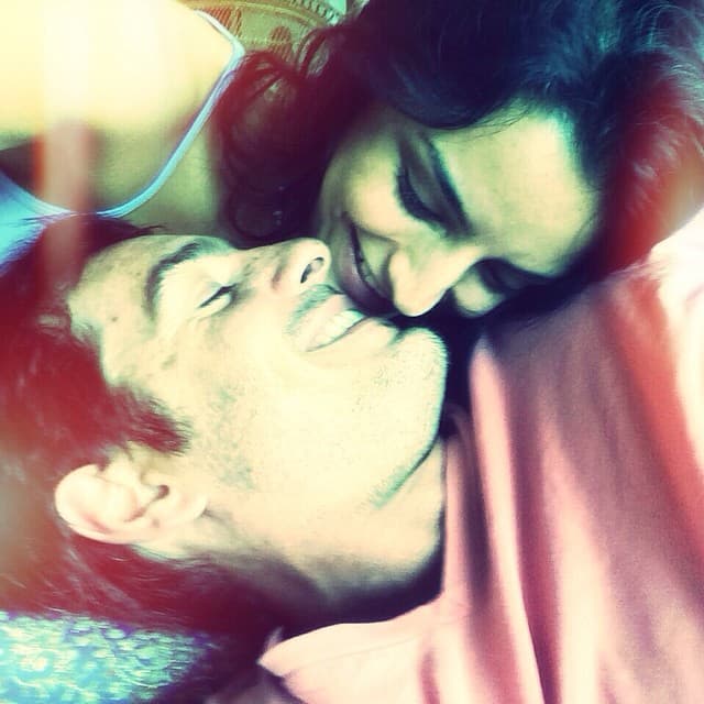 Aislinn Derbez presume su 'baby bump' en redes sociales