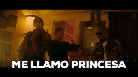 <b>SAFARI - J BALVIN CON PHARRELL WILLIAMS, BIA Y SKY</b>
<br>El video se hizo en Los Angeles y fue dirigido por Grant Singer