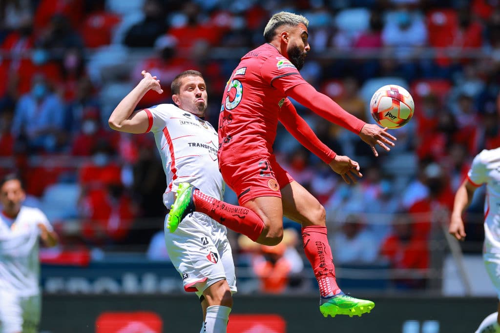 Toluca empezó ganando pero terminó goleado en casa 2-4 con el Atlas y ahora depende de un milagro par avanzar a la Liguilla.