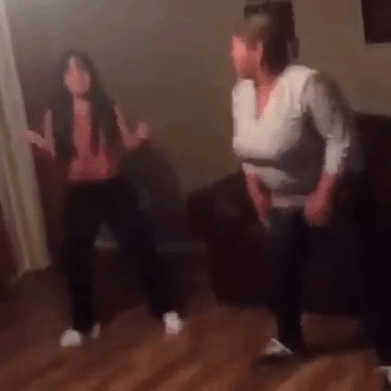 Pero esa seriedad absoluta ya ha ido pasando. Hoy, por ejemplo, podemos decir que la mamá de Rubí ha llegado hasta el punto, incluso, de bailar 'Despacito' con su hija.