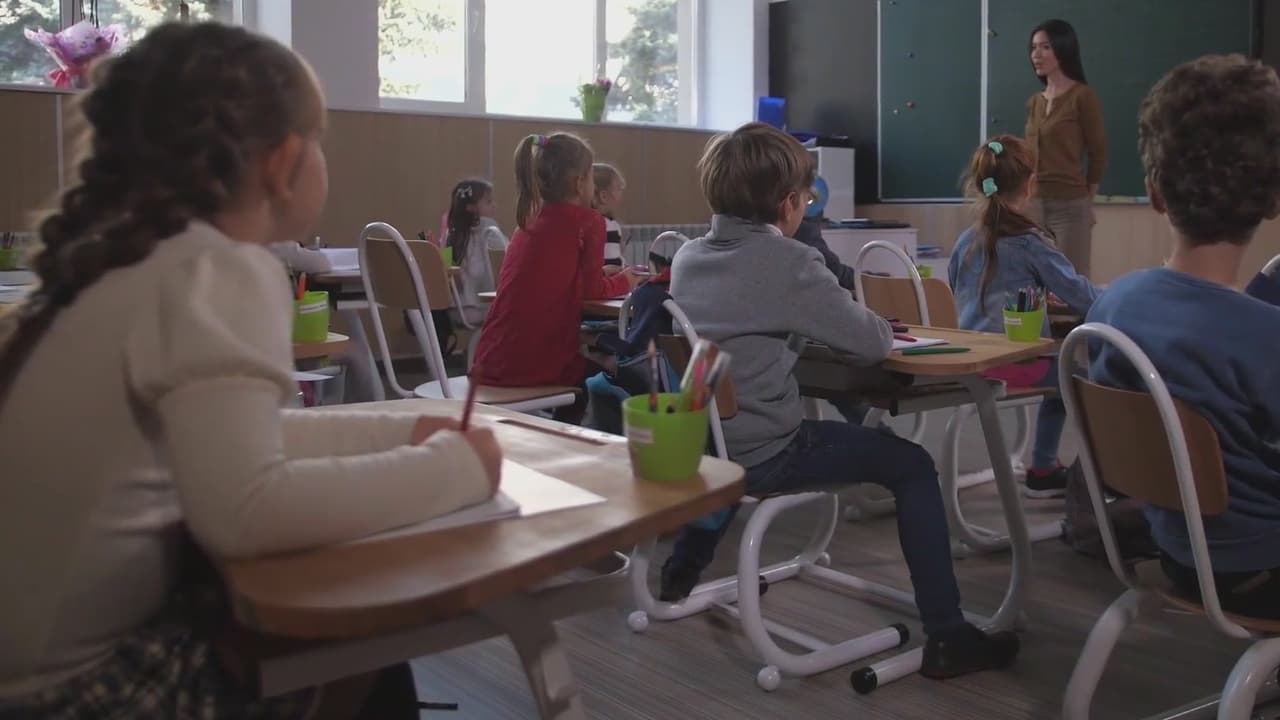 Distritos escolares en San Antonio vuelven a clases con escasez de maestros