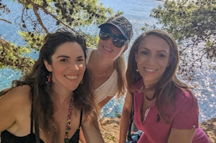 Además de las dudas que despertaron los mensajes en ambas personas, otra señal inquietó a los amigos de Ana.