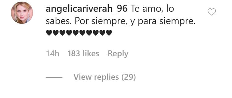 Mientras tanto, desde su 
<b><a href="https://www.instagram.com/angelicariverah_96/" target="_blank">cuenta de Instagram</a></b>, que mantiene privada, la actriz agradeció a Waithsman: "Te amo, lo sabes. Por siempre, y para siempre".
<br>