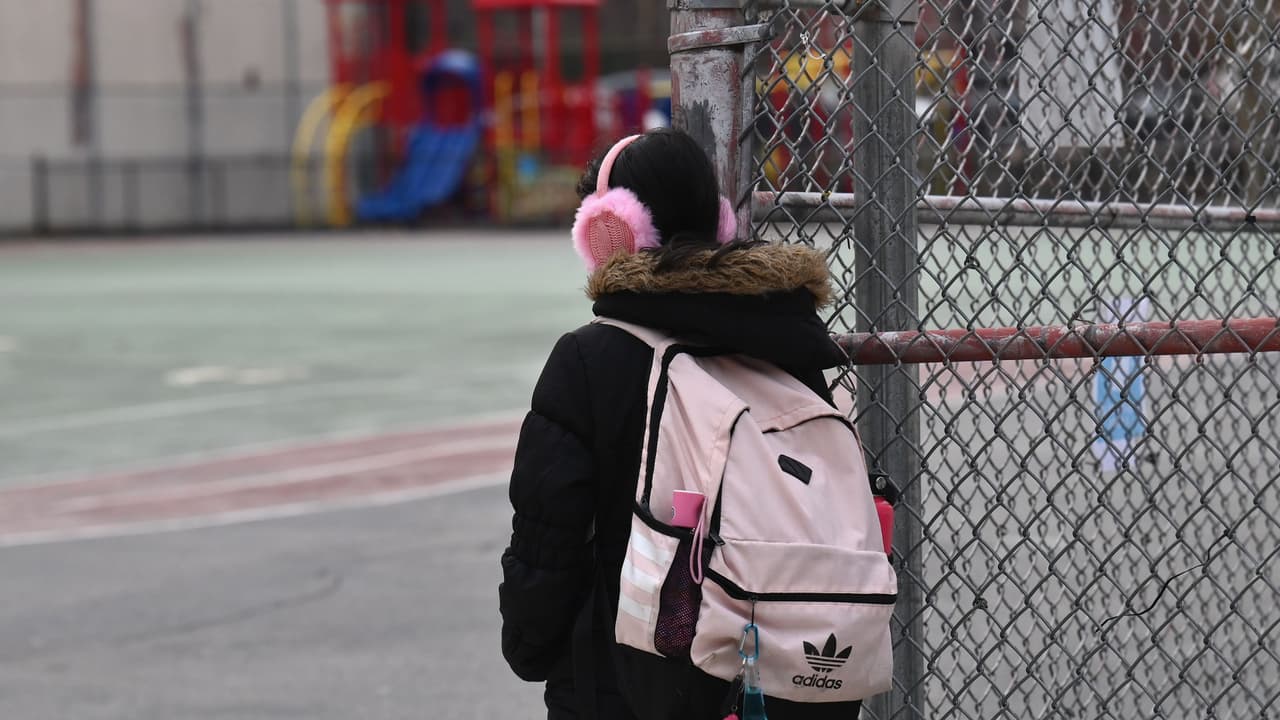 “Es una gran noticia”: escuelas de Arlington no permitirán el ingreso de agentes federales