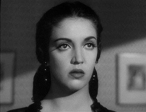 Fue de las primeras actrices mexicanas en dejar huella en Hollywood, participó en más de 20 títulos, algunas de sus actuaciones obtuvieron reconocimientos. Fue la primera mexicana en ganar un Globo de oro.