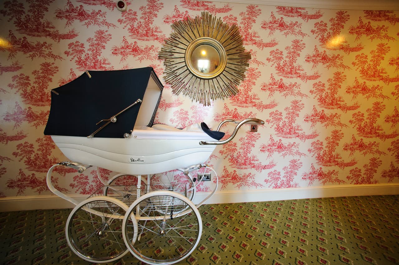 Los nacimientos de los tres hijos del príncipe William y la duquesa de Cambridge, Charles, Charlotte y Louis,han estado acompañados por un ejemplar de Silver Cross.