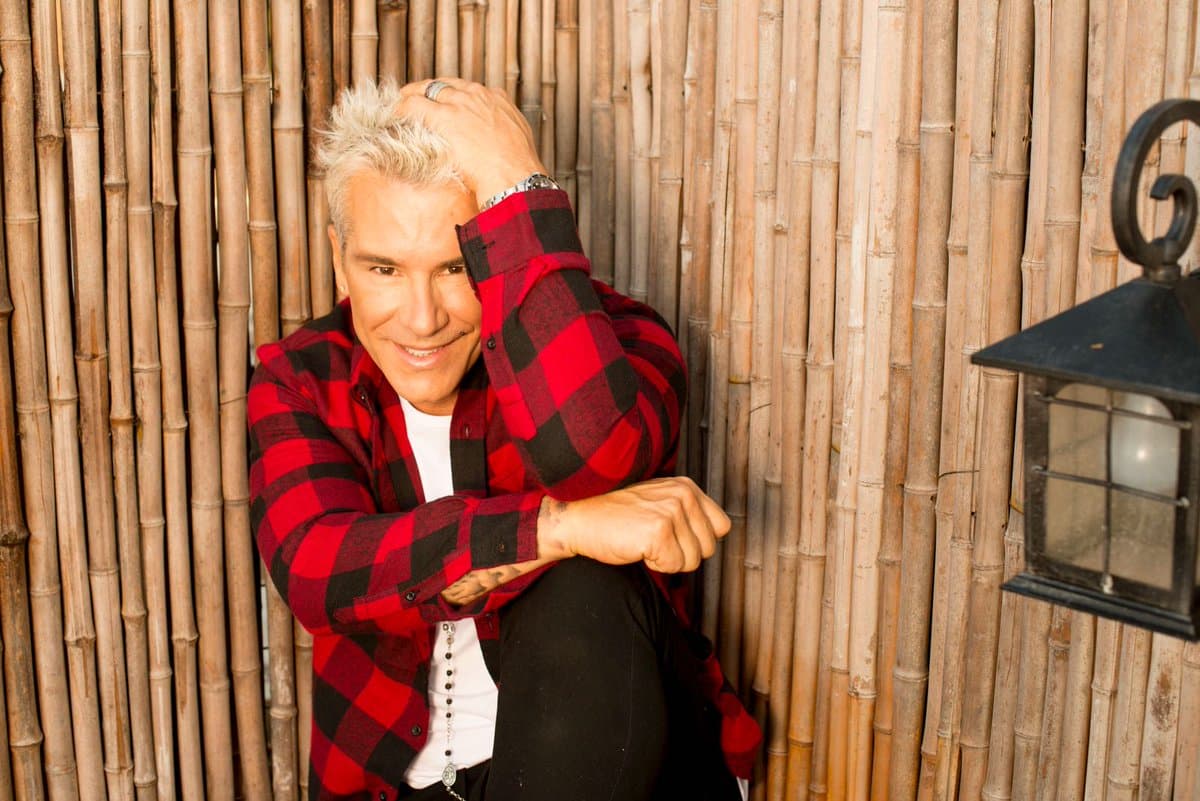 Fernando Carrillo agradece las muestras de cariño de sus seguidoras que lo apoyan en este cambio, pero también ha alzado la voz para aquellos que critican su forma de ser.