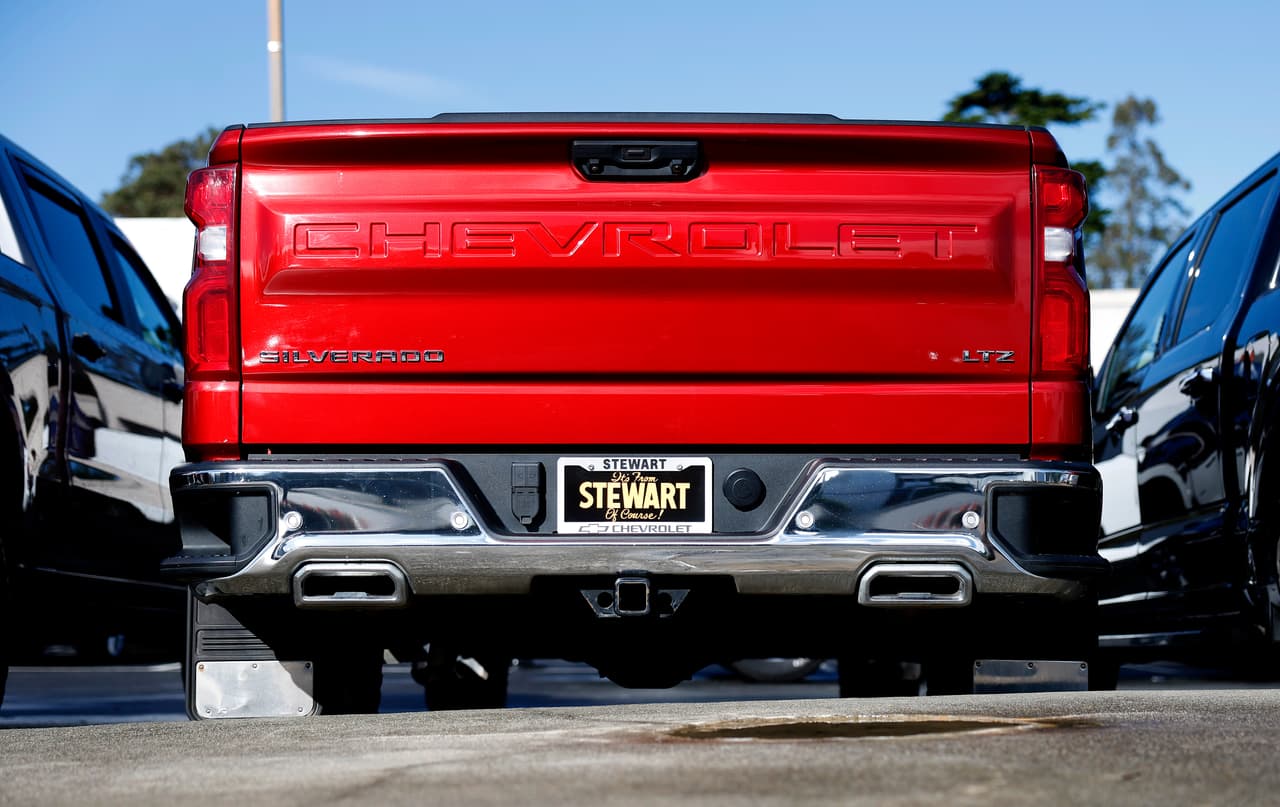 <h3 class="cms-H3-H3"><b>1. Chevrolet Silverado </b></h3>
<br>Encabeza la lista con 
<b>340 casos</b>; su alta demanda en piezas y reventa la mantiene como objetivo frecuente.