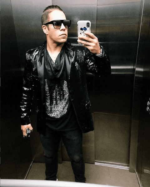 El joven cantante dijo que ese se trata de un proyecto alterno y que si se diera el hecho de que en algún momento dejara la agrupación, no sería por completo, pues continuaría tras bambalinas al tratarse de de un grupo familiar.