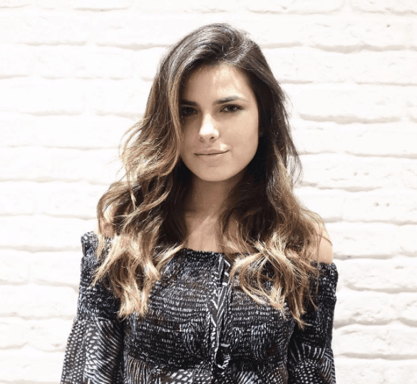 Síguela en el gran estreno de
<b><a href="http://www.univision.com/series/la-tierra-prometida">‘La Tierra Prometida’</a></b> este
<b>7 de agosto</b> a las
<b>10 PM/ 9C</b> por Univision.