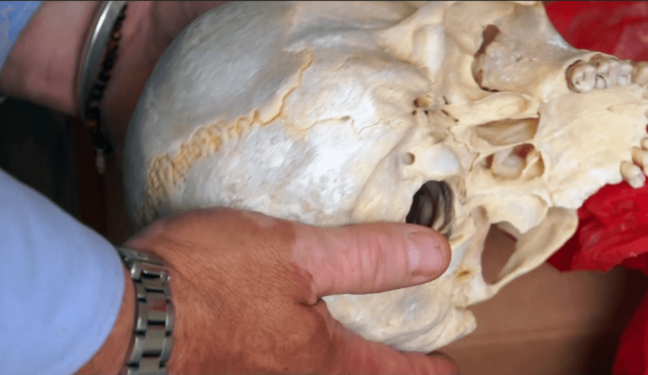 Restos almacenados en la morgue de Pima.