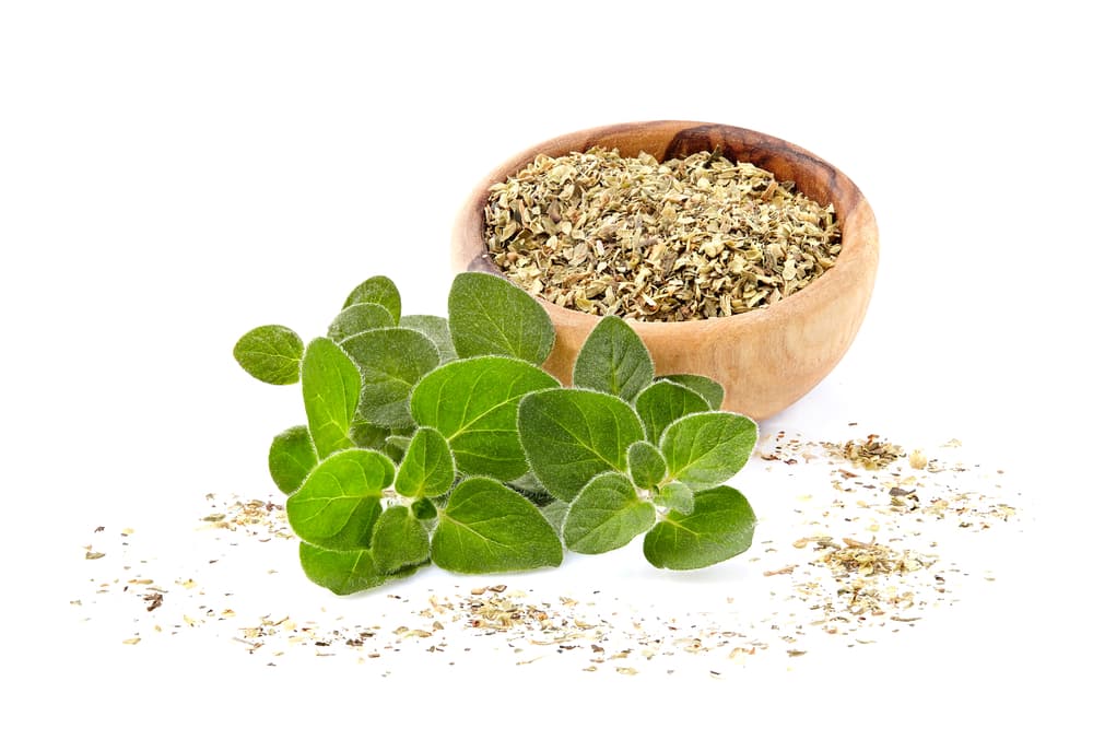 Esto es interesante cuando tenemos auténticos obstáculos que nosotros mismos no podemos quitar de nuestro camino porque son más fuertes que nosotros como, por ejemplo, una persona mal vibrosa y tóxica que nos hace la vida imposible.