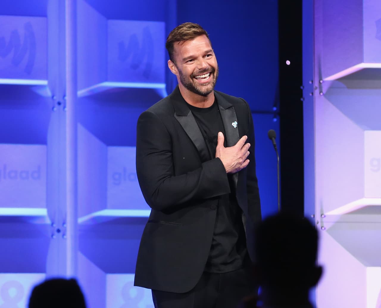 <b>Ricky Martin</b>: con la fundación que lleva su propio nombre, el artista boricua busca erradicar, o por lo menos disminuir, los casos de explotación sexual de infantil y en los adolescentes.
<br>
