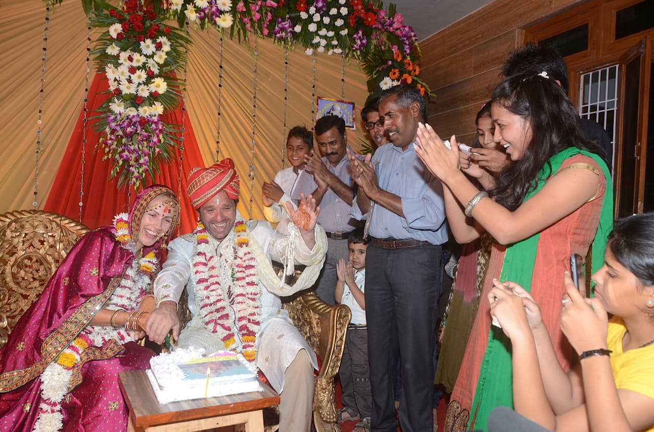 No detendrán sus bodas, ¡pues apenas es el inicio!