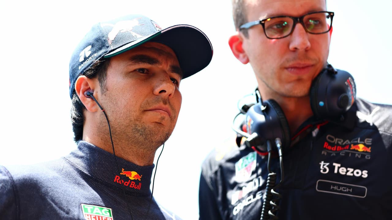 Checo dio susto y terminó 10° en P2 del GP de Francia