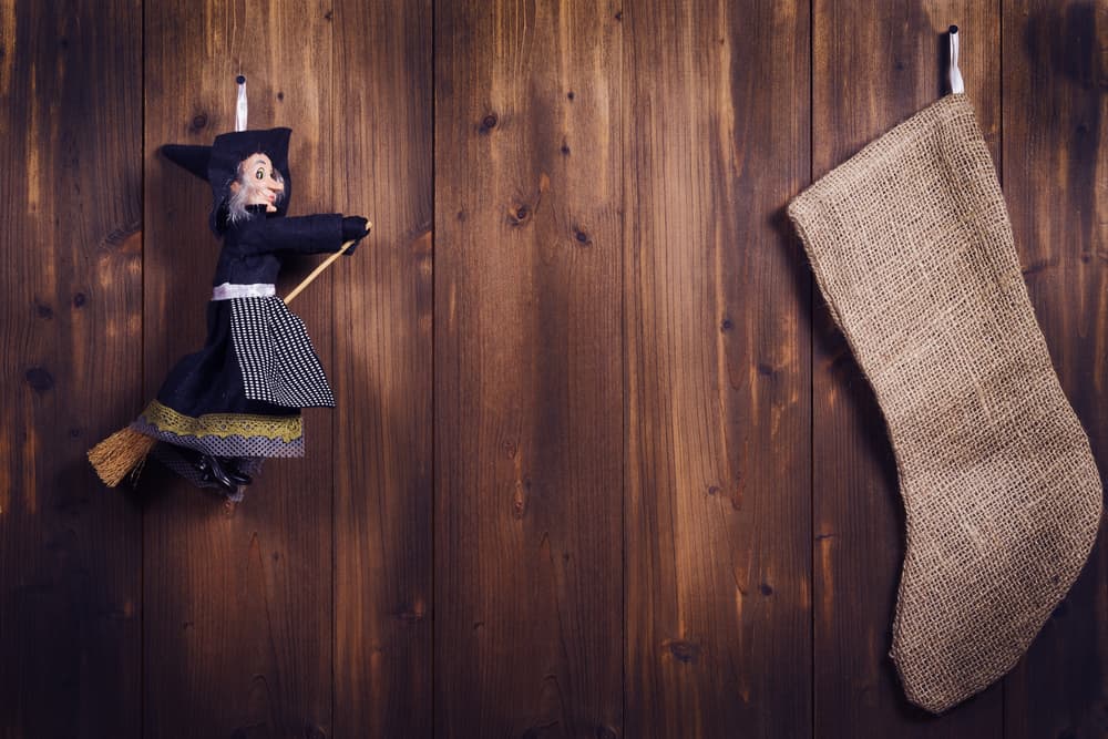 Por eso mismo, comenzaron a preguntarle a la gente que se topaban las instrucciones para seguir adelante. Nadie sabía cómo ayudarles, y es que no sabían el camino a Belén y mucho menos distinguían la estrella en el cielo.