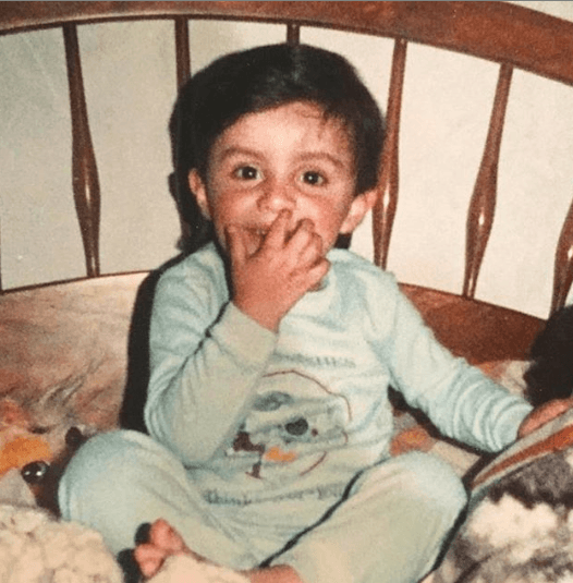 Su nombre completo es Paul Stanley Durruty y nació el 20 de septiembre de 1985 en la Ciudad de México. 
<br>