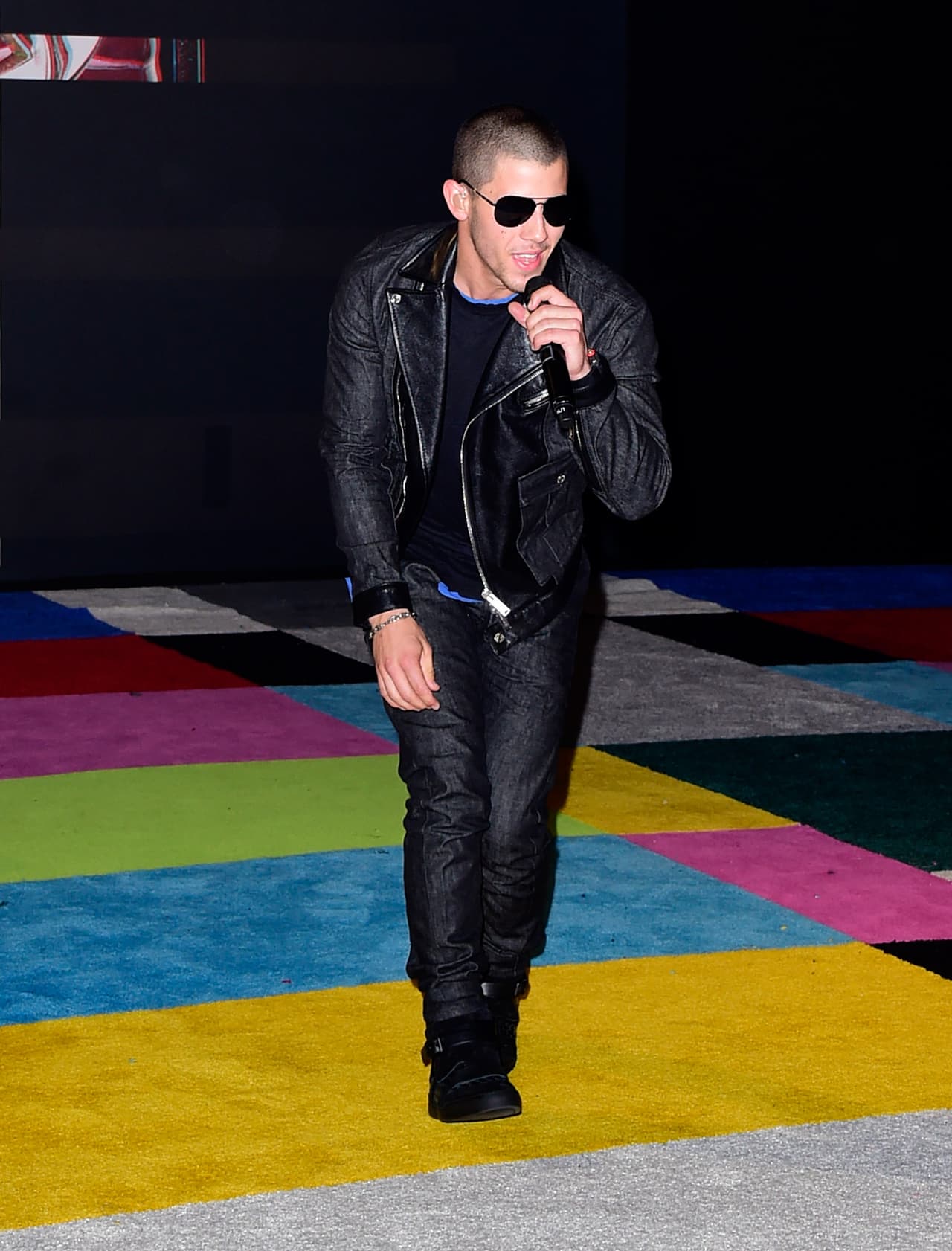 El más joven de los Jonas regresó a la entrega como solista.