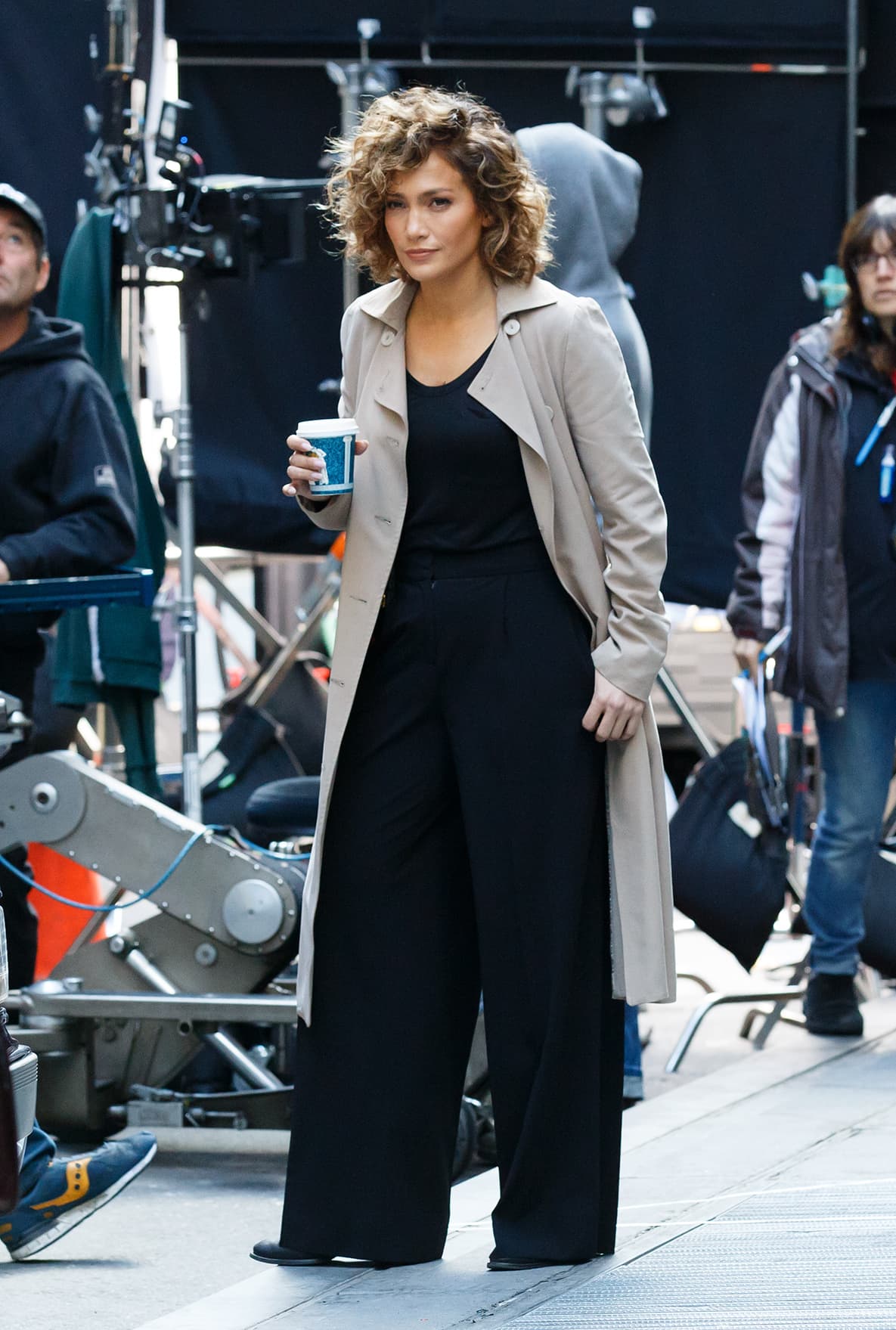 Vamos por otro cafecito mientras...