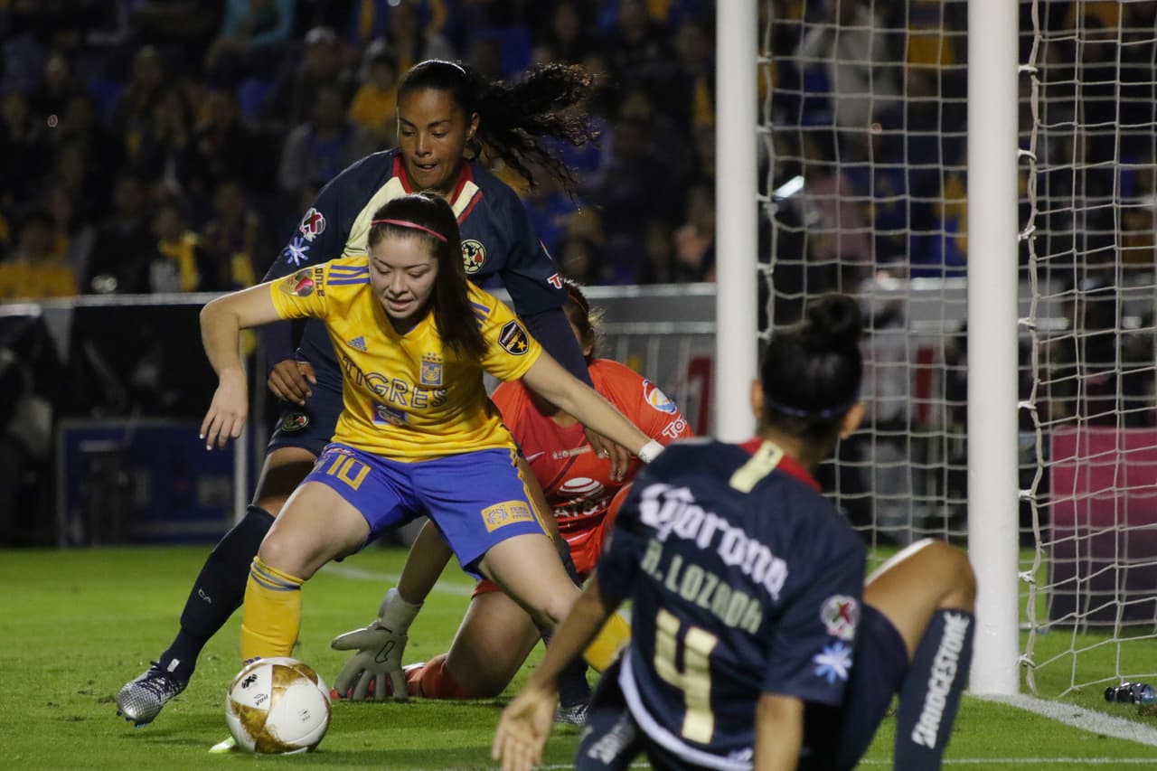 Tigres presionó en el segundo tiempo y tuvo muy cerca el empate con un tiro en el palo.