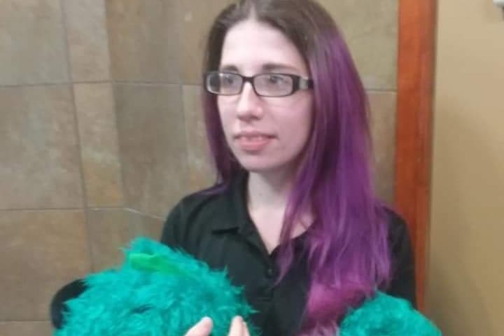 Jessica Cameron, víctima de violencia doméstica. Su novio la roció con combustible y le prendió fuego.