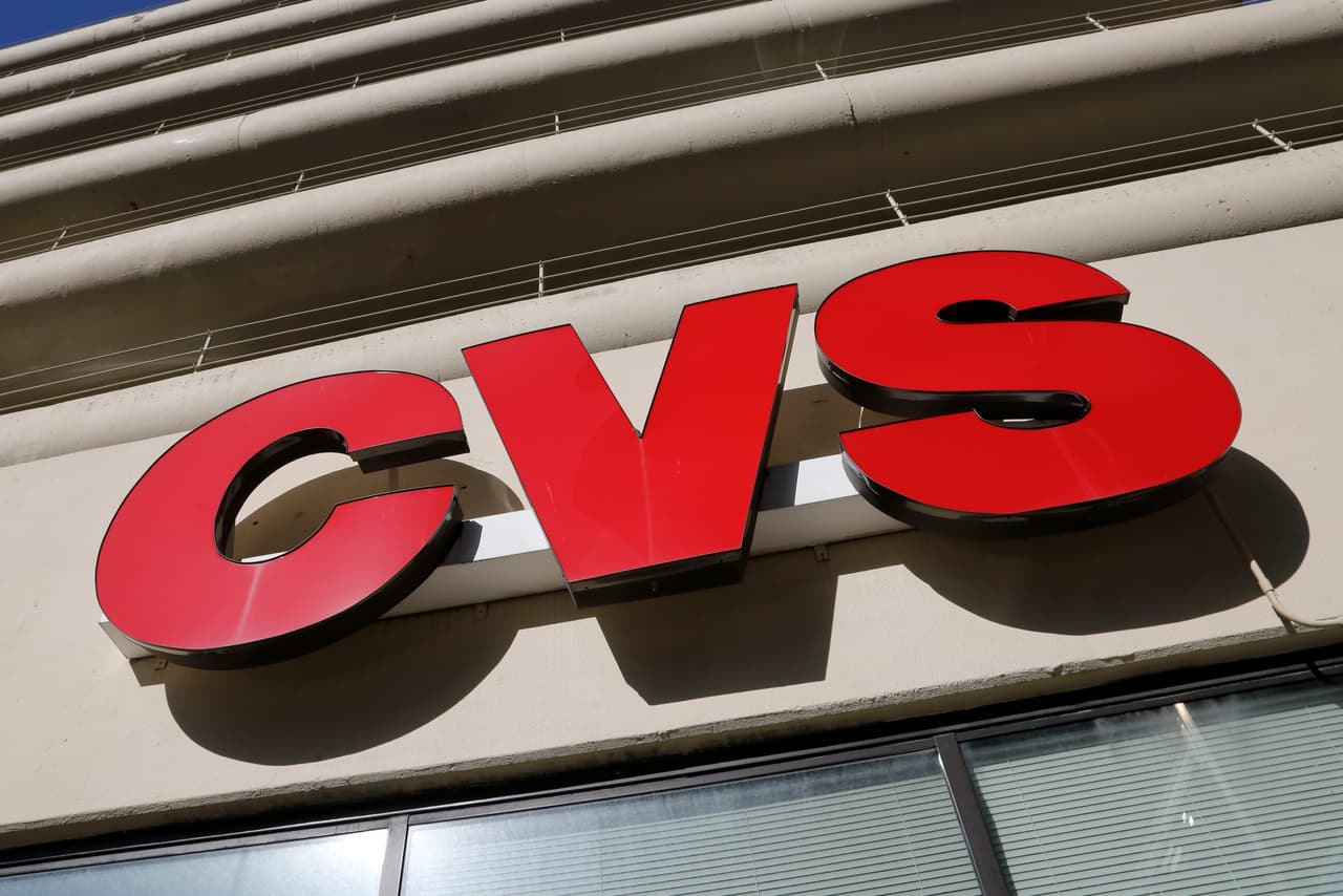 Tras la publicación de su informe de ganancias del tercer trimestre de 2019, 
<b>CVS</b> anunció que cerraría 22 tiendas con bajo rendimiento en el primer trimestre de 2020, sumándose a las 46 tiendas clausuradas en 2019.