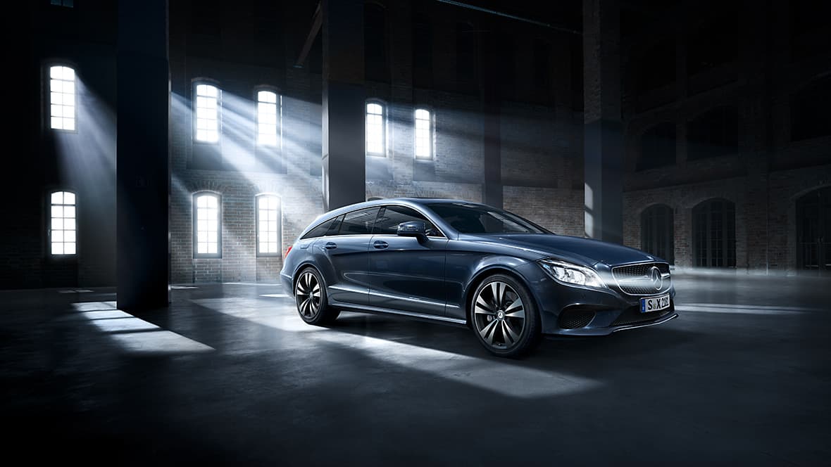 La Mercedes-Benz CLS Shooting Brake 2016 es una station wagon de lujo extremo. La madera está sólo en el interior