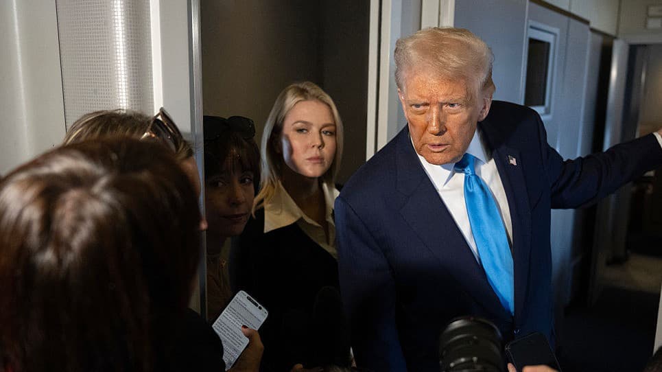 Trump reconoce y lamenta que la ley "no le permite" presentarse para un tercer mandato presidencial