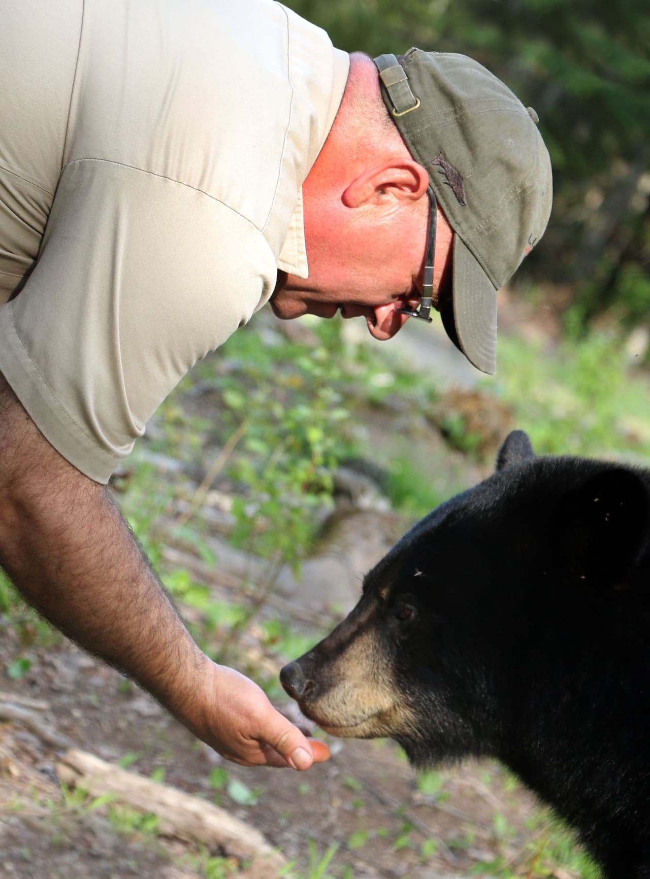 “Estaba jugando con mis amigos en el bosque cuando tenía seis años; me oculté de ellos cuando uno fue detrás de mí. No me espanté”, asegura.