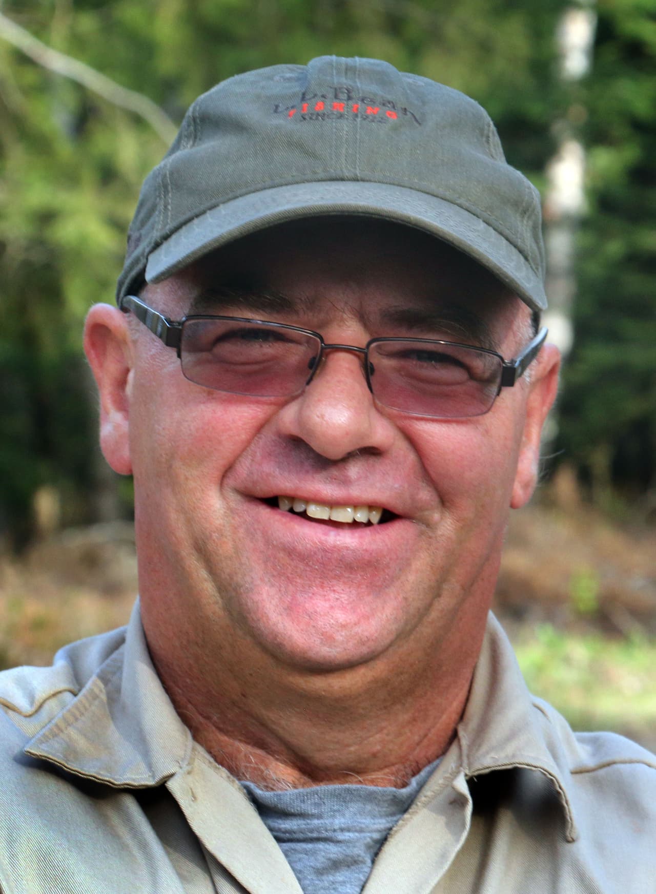 ¿Imaginas ir con él tan cerca de osos y no ser atacado? ¡Increíble!