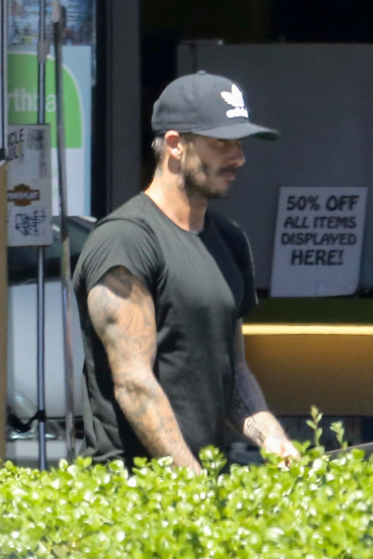 Sin duda es por eso que se ha convertido en uno de los hombres más galanes no sólo del deporte, sino de la farándula.