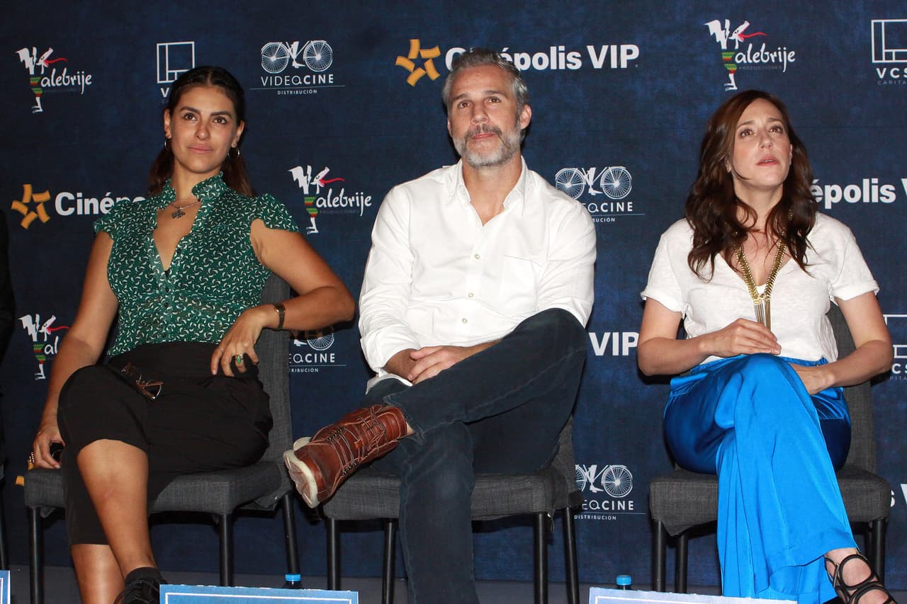 Según fuentes del diario mexicano, a Medina le fue amputada la pierna tras la trombosis que sufrió y ahora "está enfocado en recuperarse, pues aunque médicamente se le cataloga estable, 
<b><a href="https://www.reforma.com/velan-familia-y-amigos-de-juan-pablo-medina-por-su-bienestar/ar2233409?v=3" target="_blank">aún su estado es delicado</a></b>". 
<br>