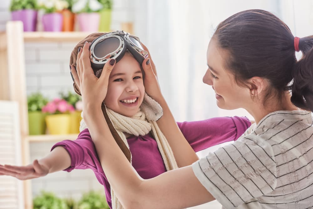 <b>Cáncer</b>
<br>
<b>Tu principal error: Establecer comparaciones con el pasado</b>
<br>Regido por la Luna, tú, canceriano, eres el signo maternal y amoroso por naturaleza, el que quiere siempre ayudar a todos y aún sin conocer bien a las personas les tratas como hijos o padres.
<br>