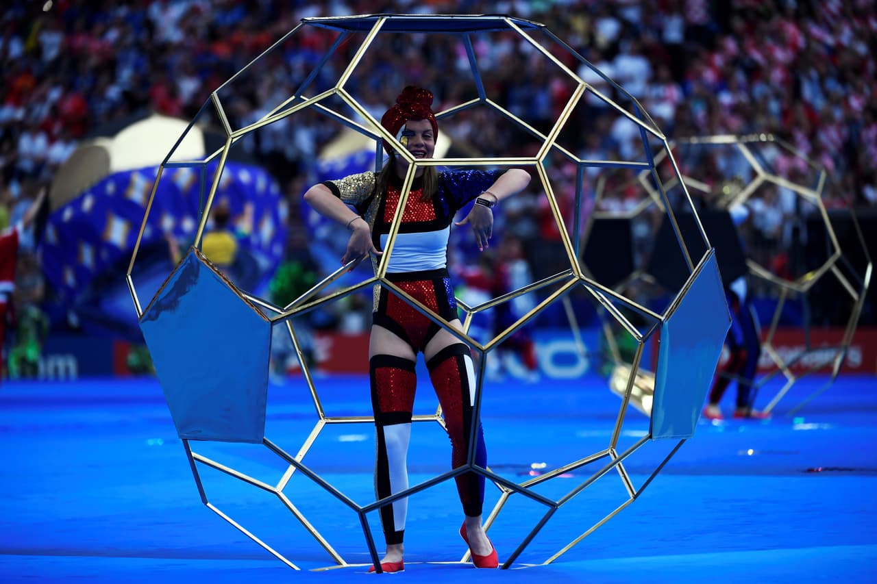 Era Istrefi, Will Smith y Nicky Jam prendieron la fiesta en la ceremonia de clausura en el estadio de Luzhniki, con un colorido y espectáculo y recordando los buenos momentos de Rusia 2018.