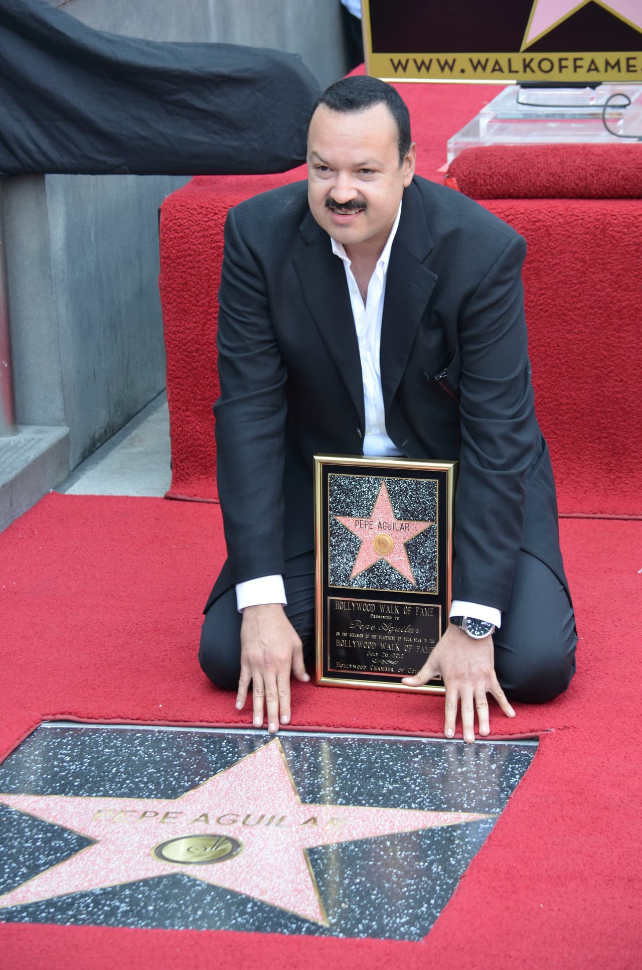 Él pertenece a una gran familia de famosos y legendarios músicos.