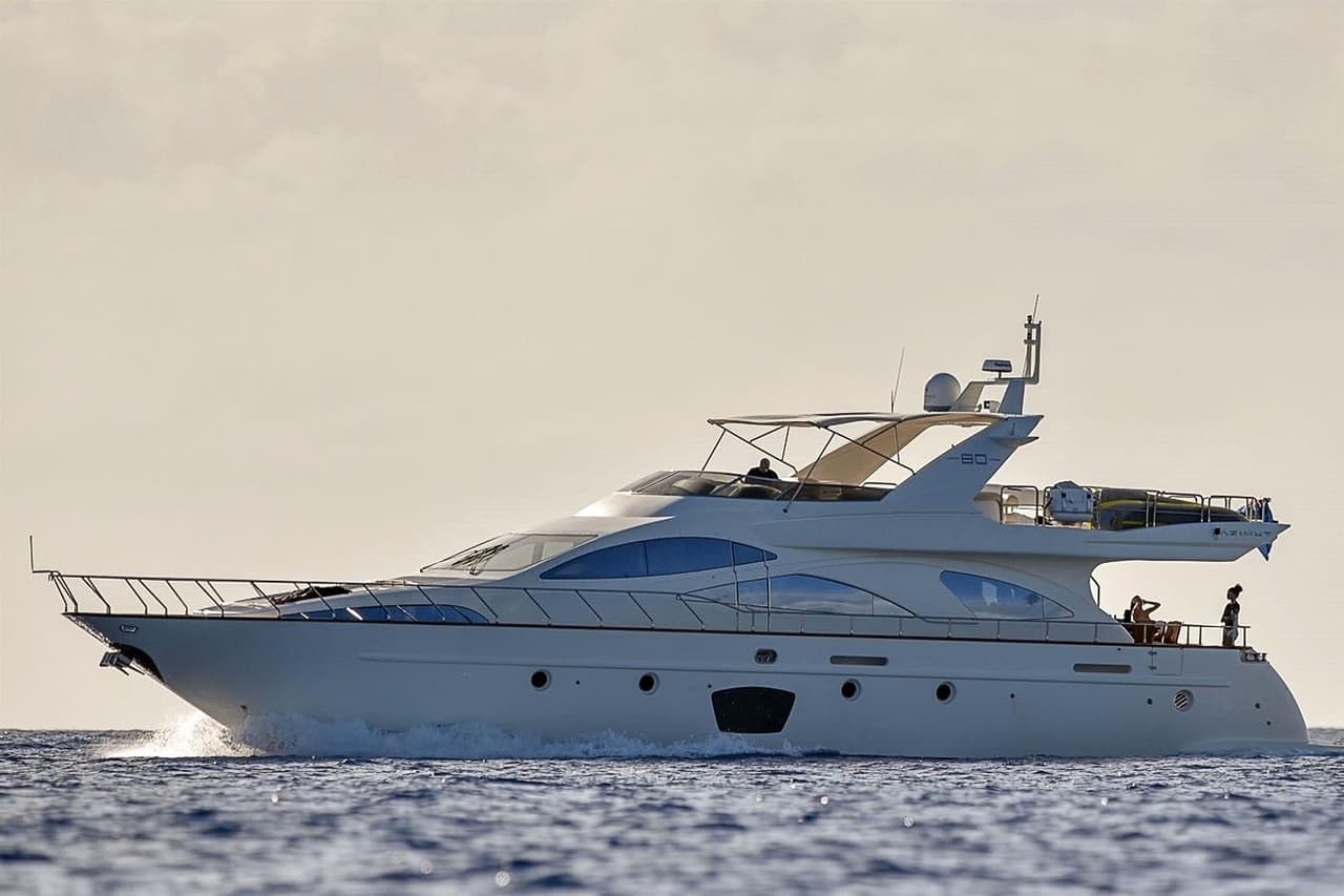 ¿Debería preocuparse Scott por las especulaciones en medio de su celebración? Si se trata de rasgos, la segunda bebé del clan nacida este año podría parecerse a muchas otras personalidades.