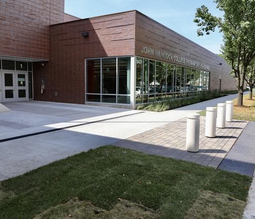 La secundaria Hancock College Preparatory también está en el listado de las mejores escuelas públicas de Chicago. La clasificación se basó en el dominio de matemáticas y lectura, además del desempeño de los alumnos en las evaluaciones estatales.