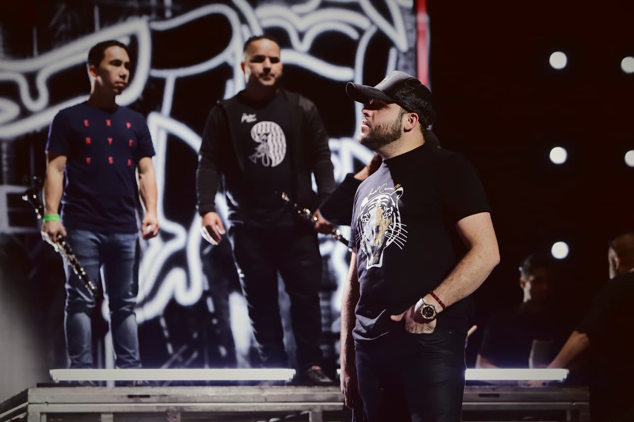 Y a pesar de ese título, siempre estuvo presto y dispuesto a escuchar las recomendaciones del equipo de productores.