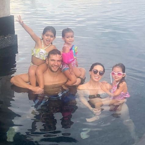 En entrevista para el programa 'La Saga', conducido por Adela Micha, Jacqueline Bracamontes se sinceró para hablar acerca de la infidelidad de su esposo en 2015, cuando fue captado besando a otras mujeres en Cancún, Quintana Roo.