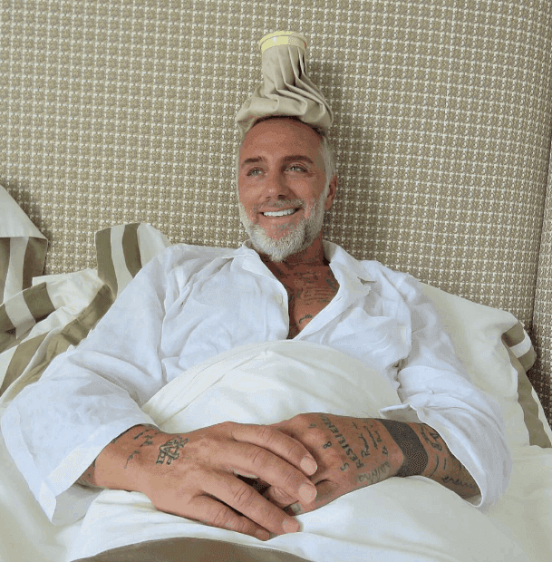 Se le fue el vigor y la 'juventud': Gianluca Vacchi despide enfermo el verano