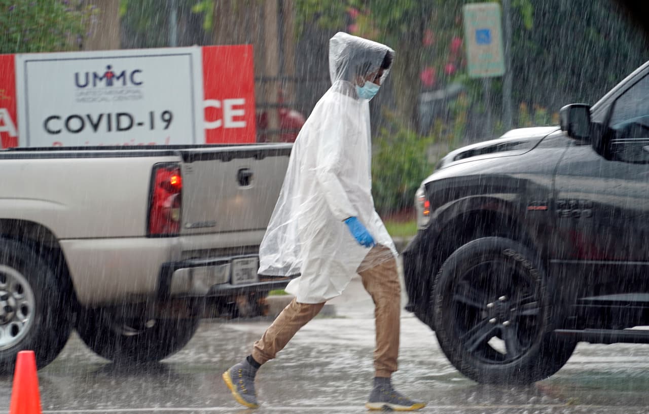 No, salir de tu casa esta tarde no es la mejor idea: Hay riesgo de inundación para zonas del condado Harris