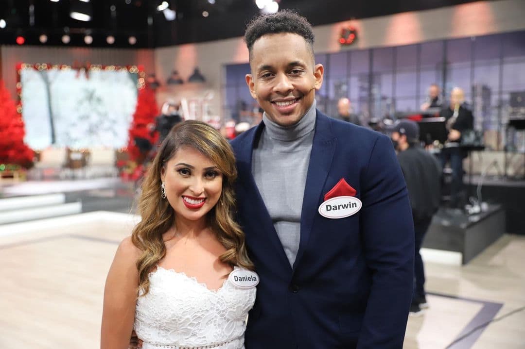 Los dos formaron la 
<b><a href="https://www.univision.com/famosos/quien-era-daniela-rodriguez-enamorandonos" target="_blank">primera pareja del programa que quedó 'flechada'</a></b> durante la emisión. 
<br>